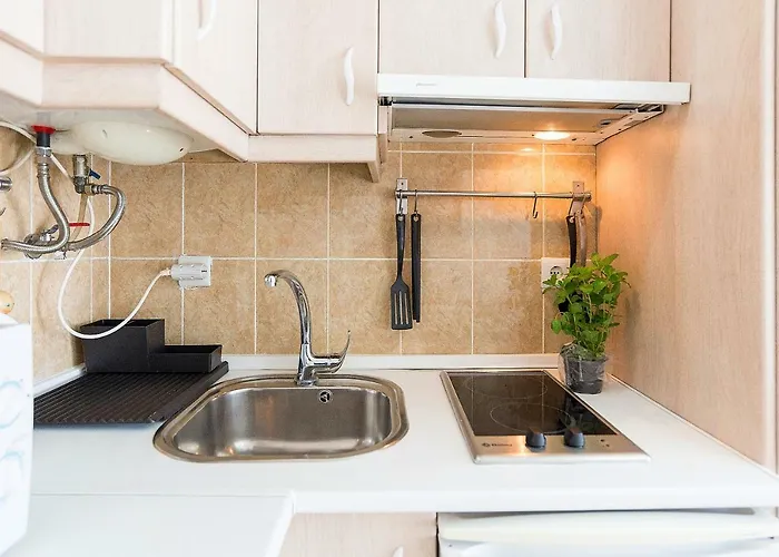 Center C * Нерха